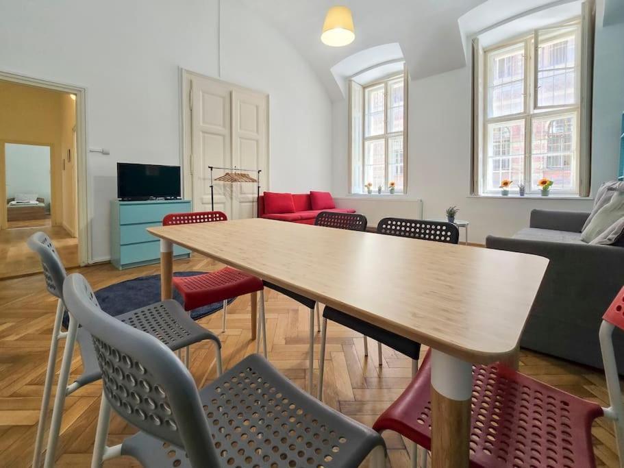 Seventh Sense Apartment Будапеща Екстериор снимка